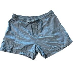Joe Fresh women's size small blue lightweight shorts with side pockets